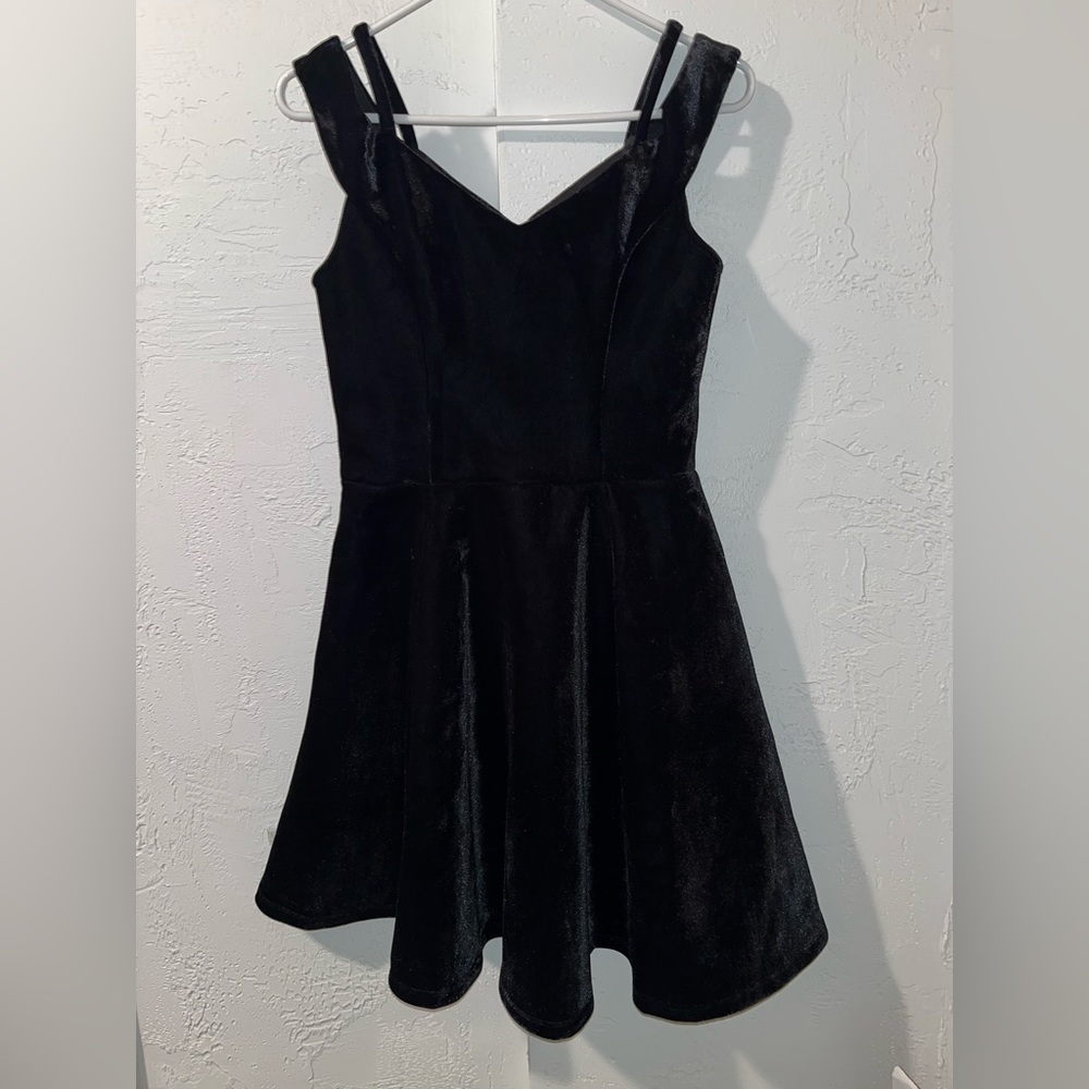 Francesca’s Formal Velvet Flare Dress